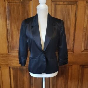 Jennifer Lopez Elegant Black Satin 3/4 Sleeve Women's Blazer